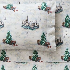 Pottery Barn Queen Harry Potter Hogwarts Christmas Percale Sheet Set